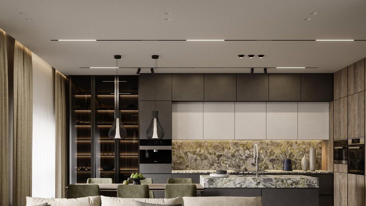 Фото Лаконичный контраст: матовый потолок в кухне с фактурой камня - 1