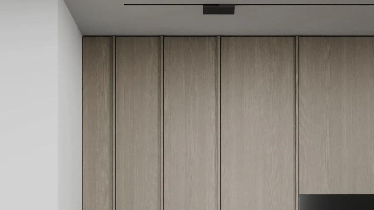 Фото Точный баланс: матовый потолок с люстрами в минималистской гостиной - 3